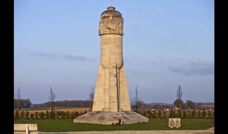Le monument des Crapouillots au Jardin de Mémoire à Laffaux (Aisne)