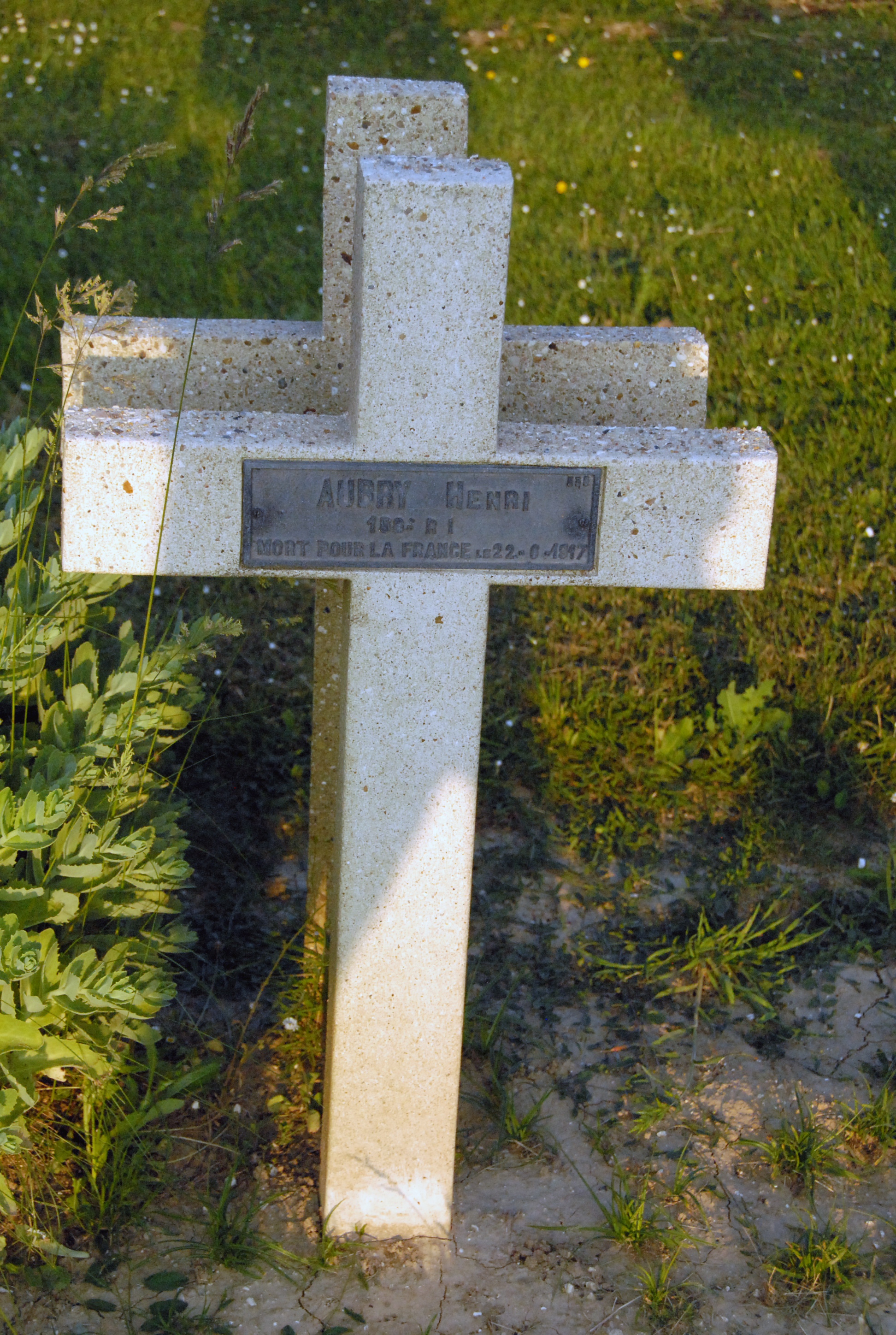 sépulture soldat AUBRY Henri Gaston