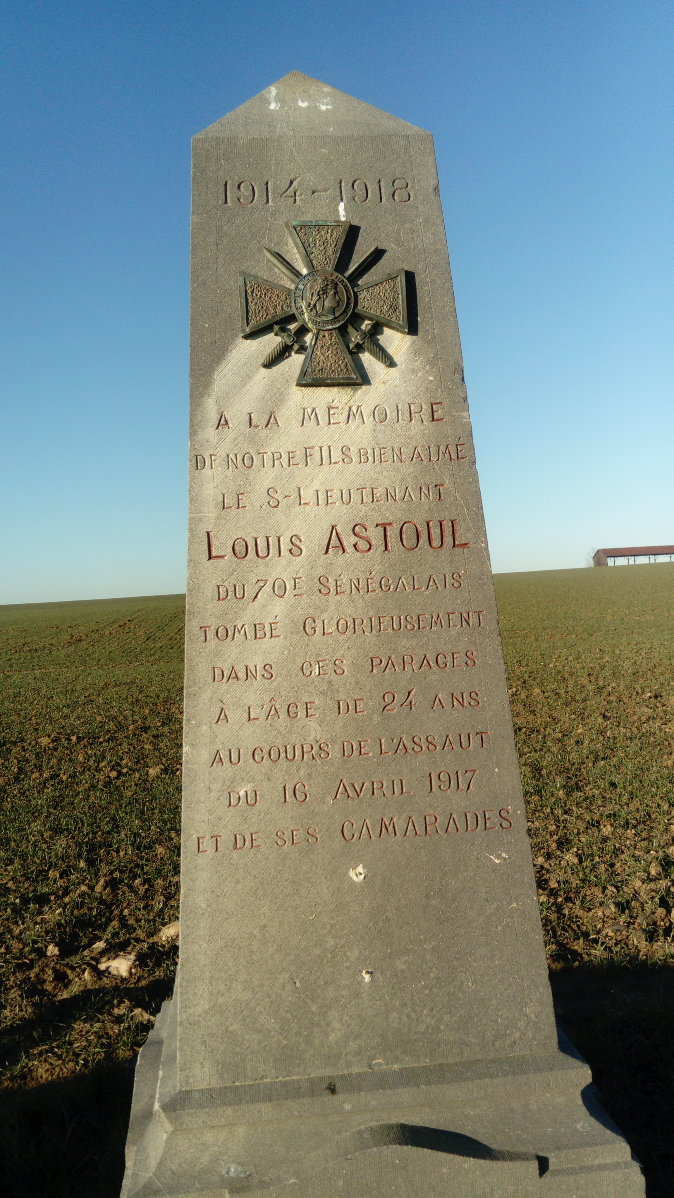 Monument Astoul Louis