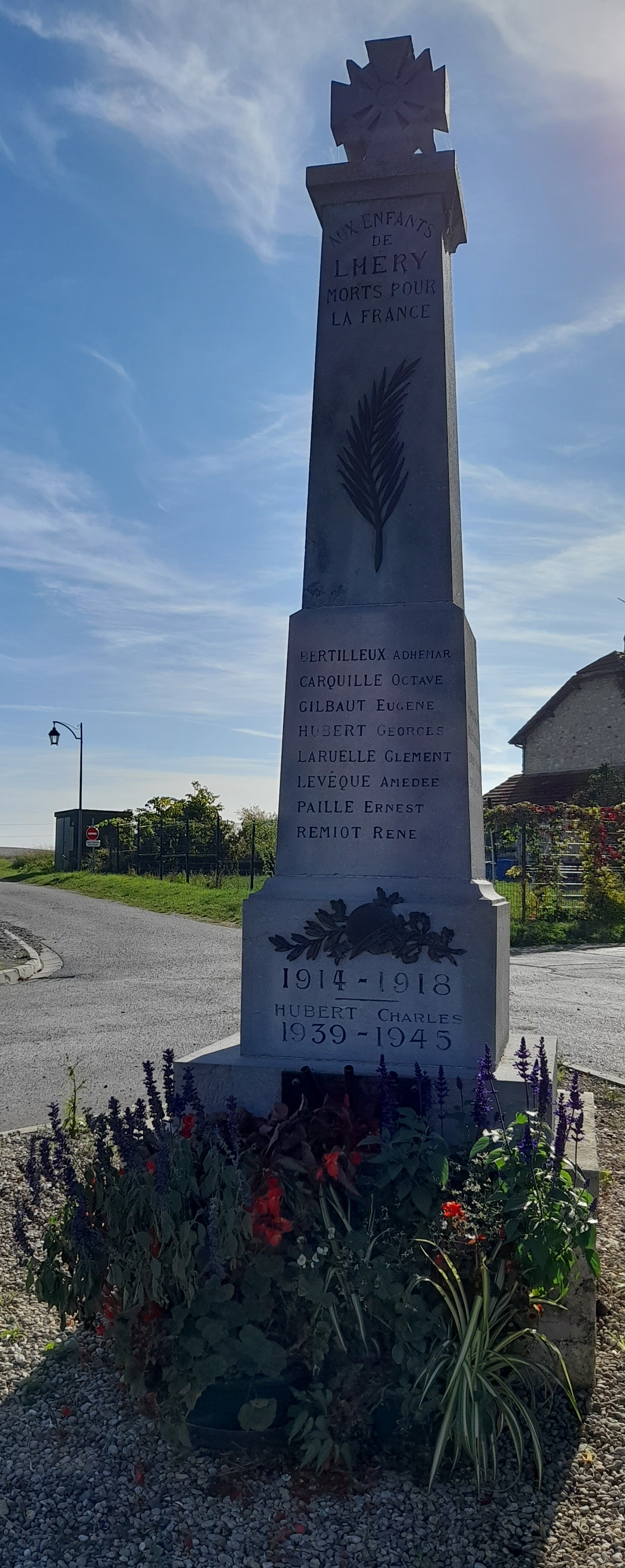 Monument aux morts Lhéry (Marne)