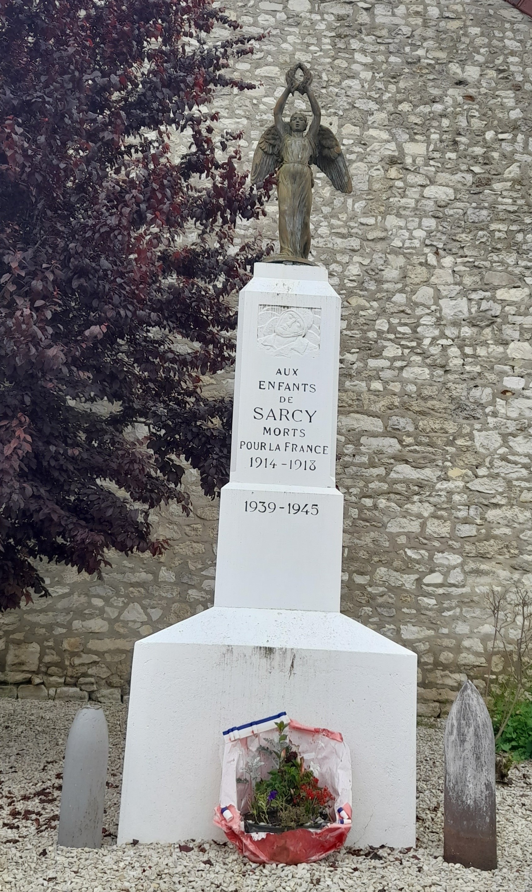 Monument aux Morts Sarcy (51)