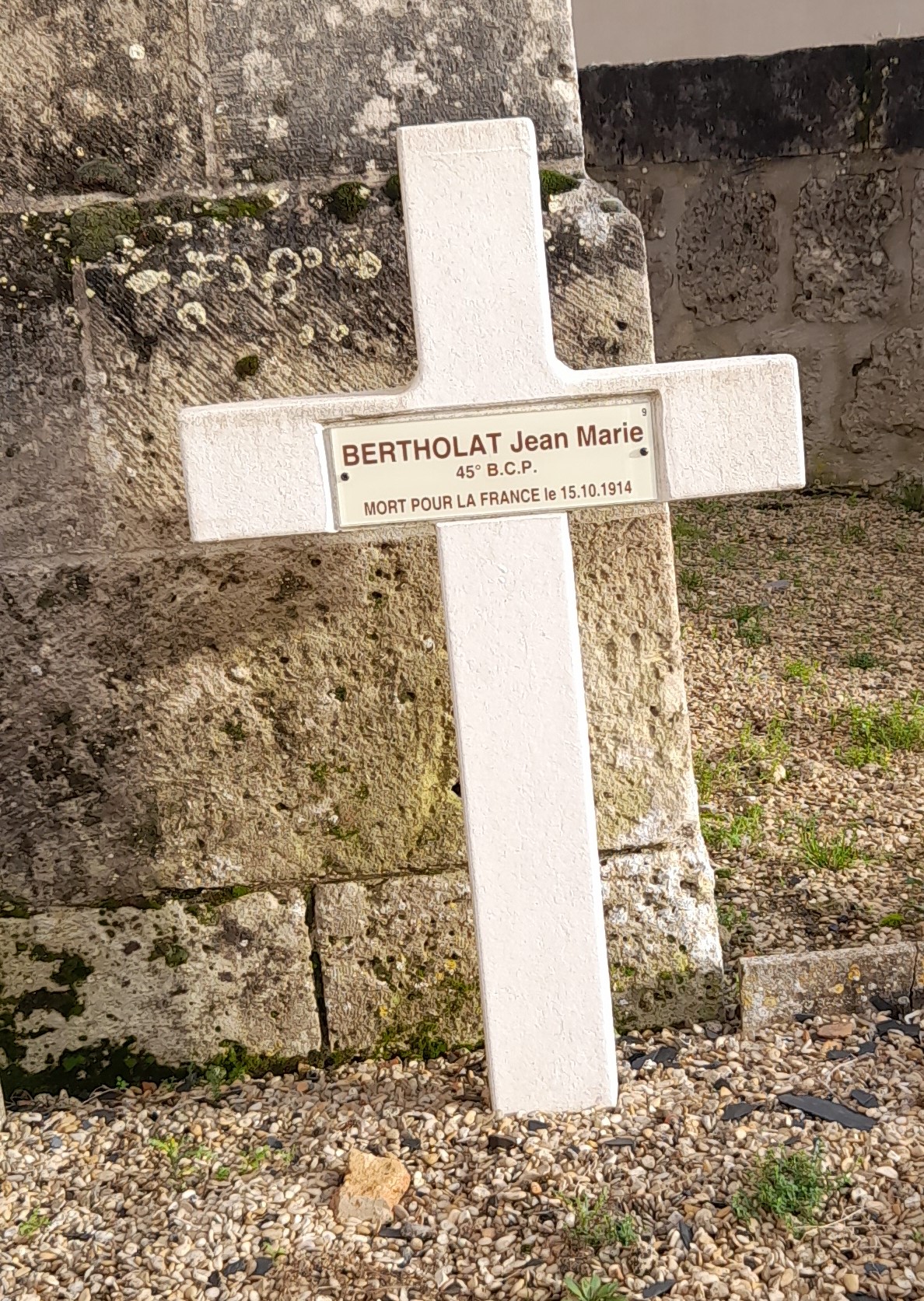 Bertholat Jean Marie sépulture à Bucy-le-Long Sainte Marguerite (Aisne)