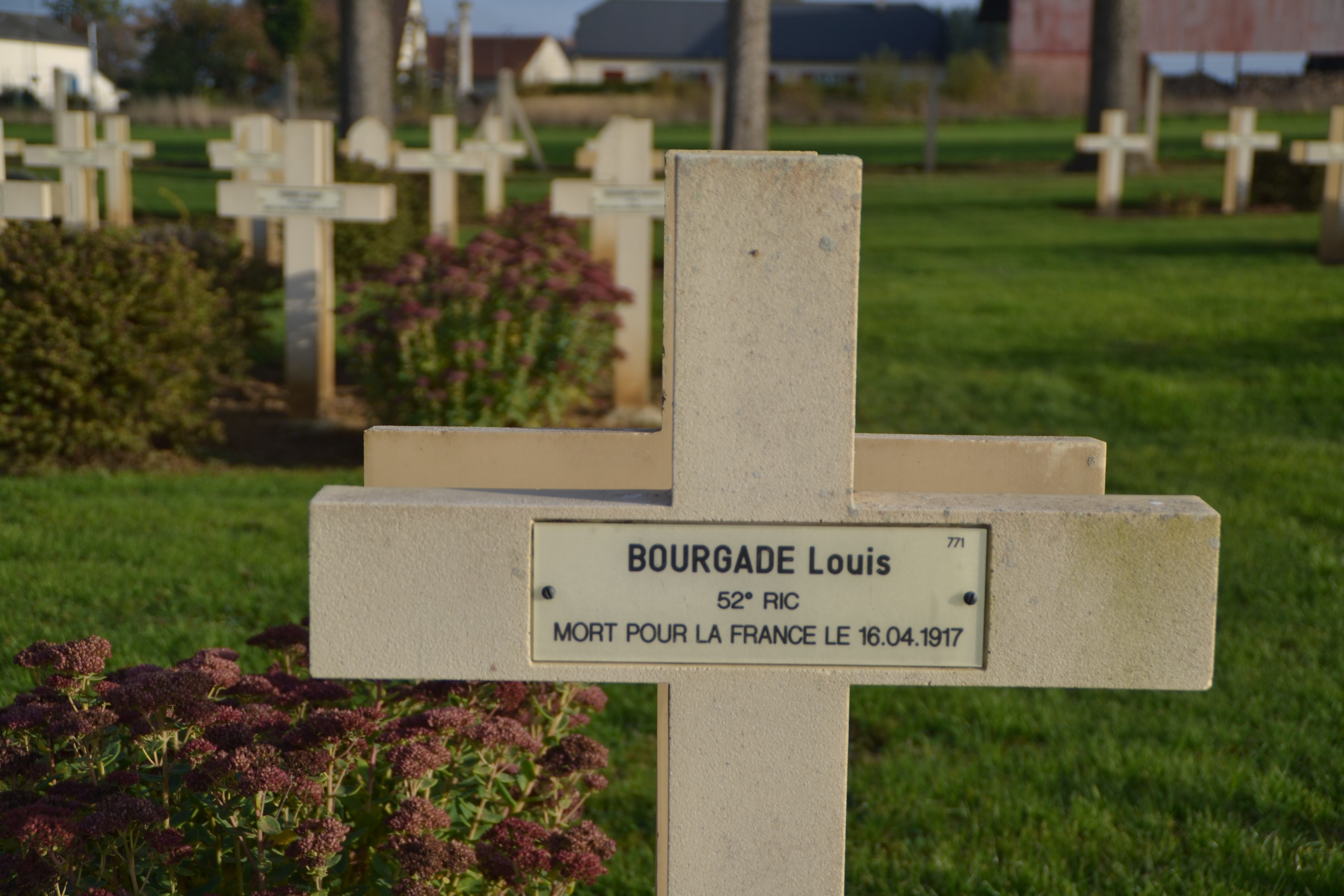 Bourgade Louis sépulture à Cerny-en-Laonnois (Aisne)