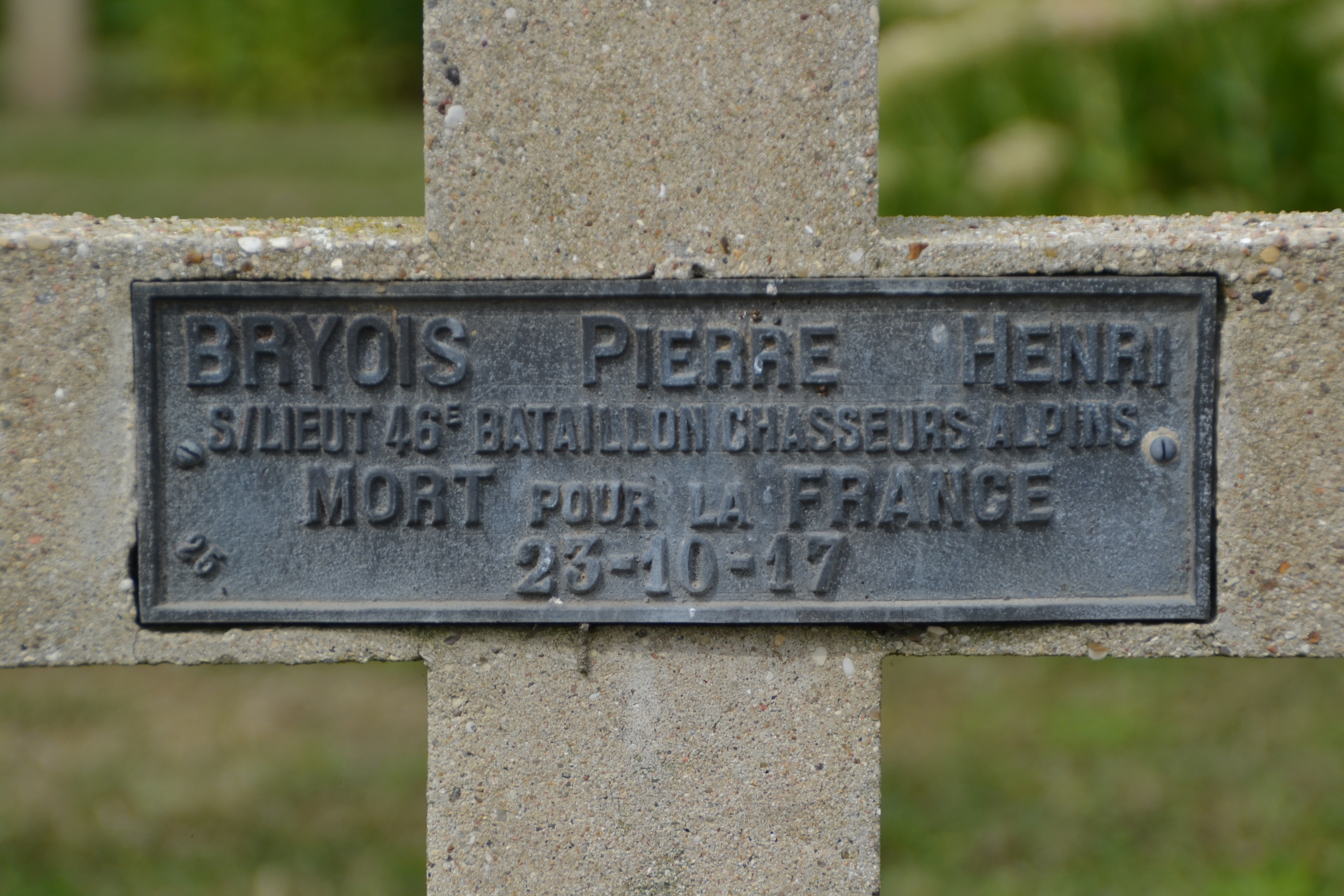 Bryois Pierre Henri sépulture de ce combattant à Vailly sur Aisne 08/2012