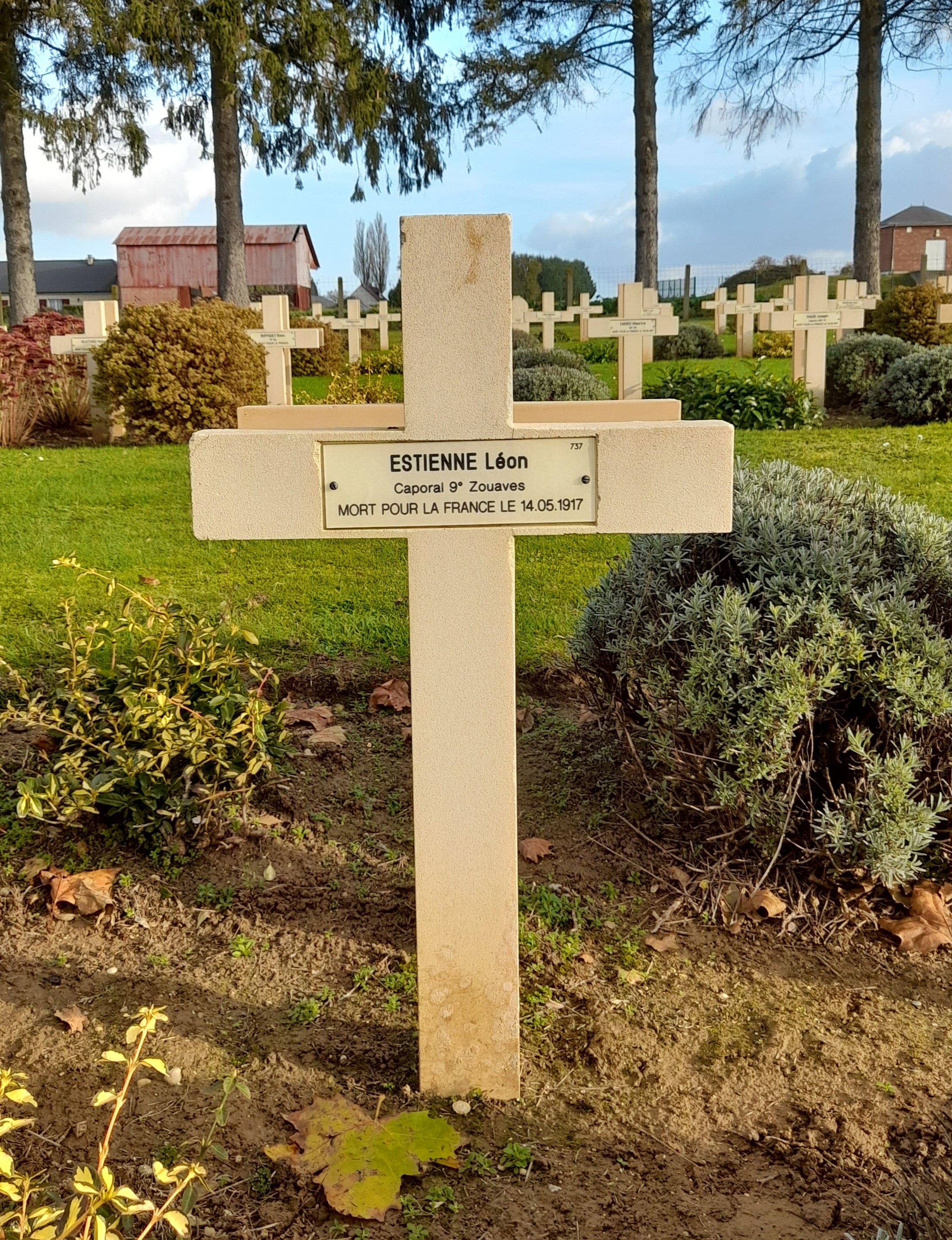 Estienne Léon Paul sépulture à Cerny en Laonnois