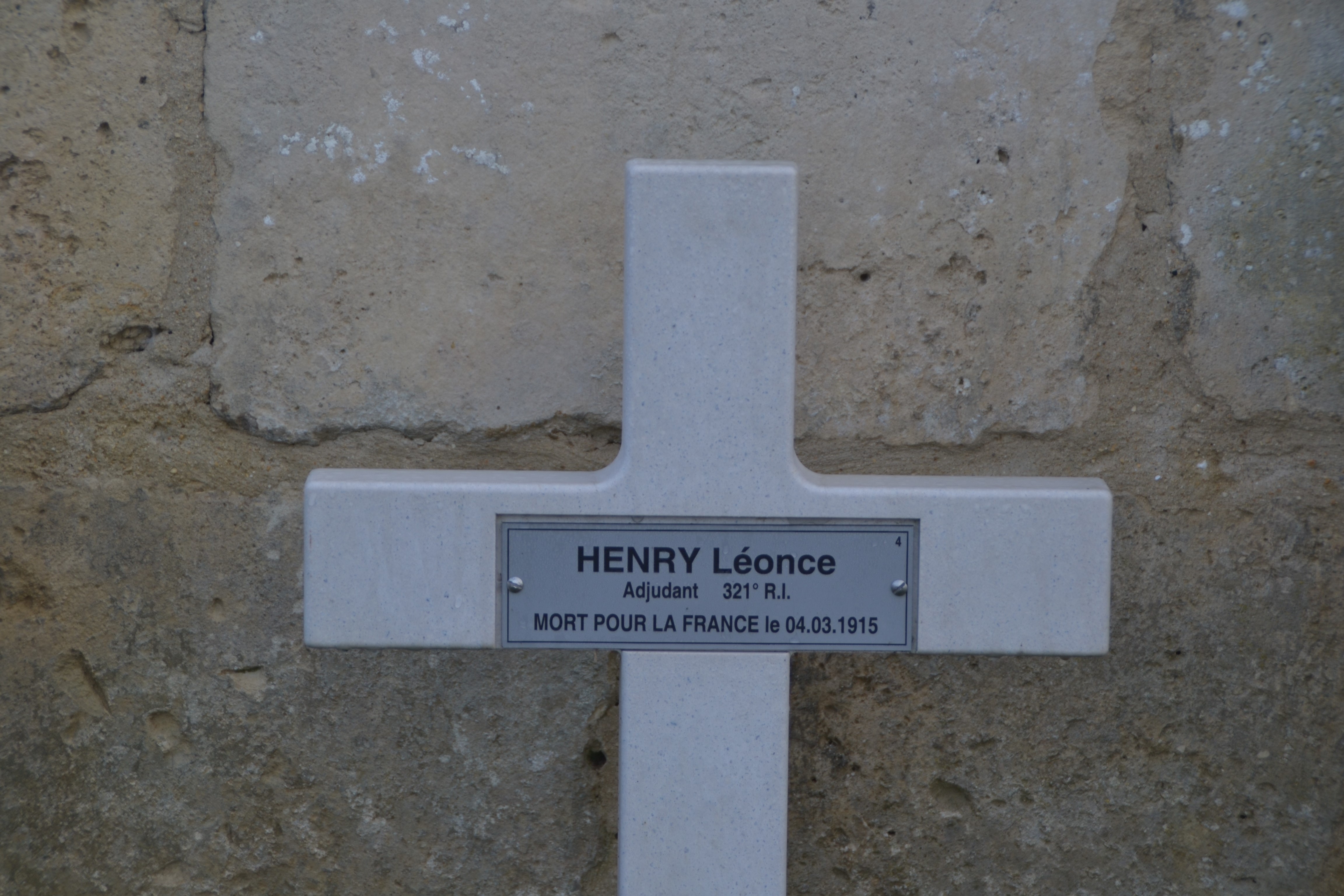 Henry Léonce sépulture à Vénizel (Aisne)