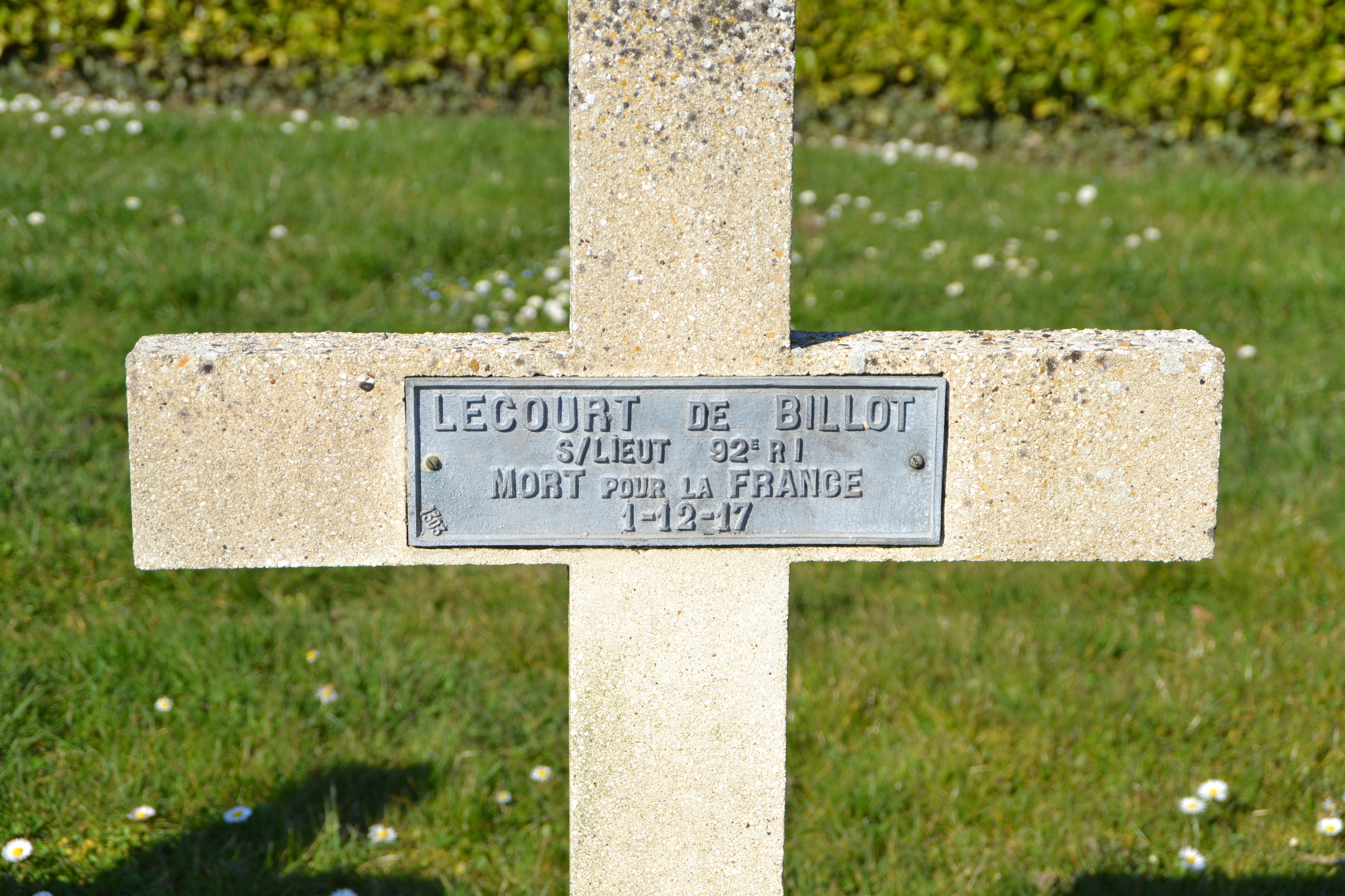 Lecourt de Billot Georges Edouard sépulture à Vailly/Aisne 19/3/2014