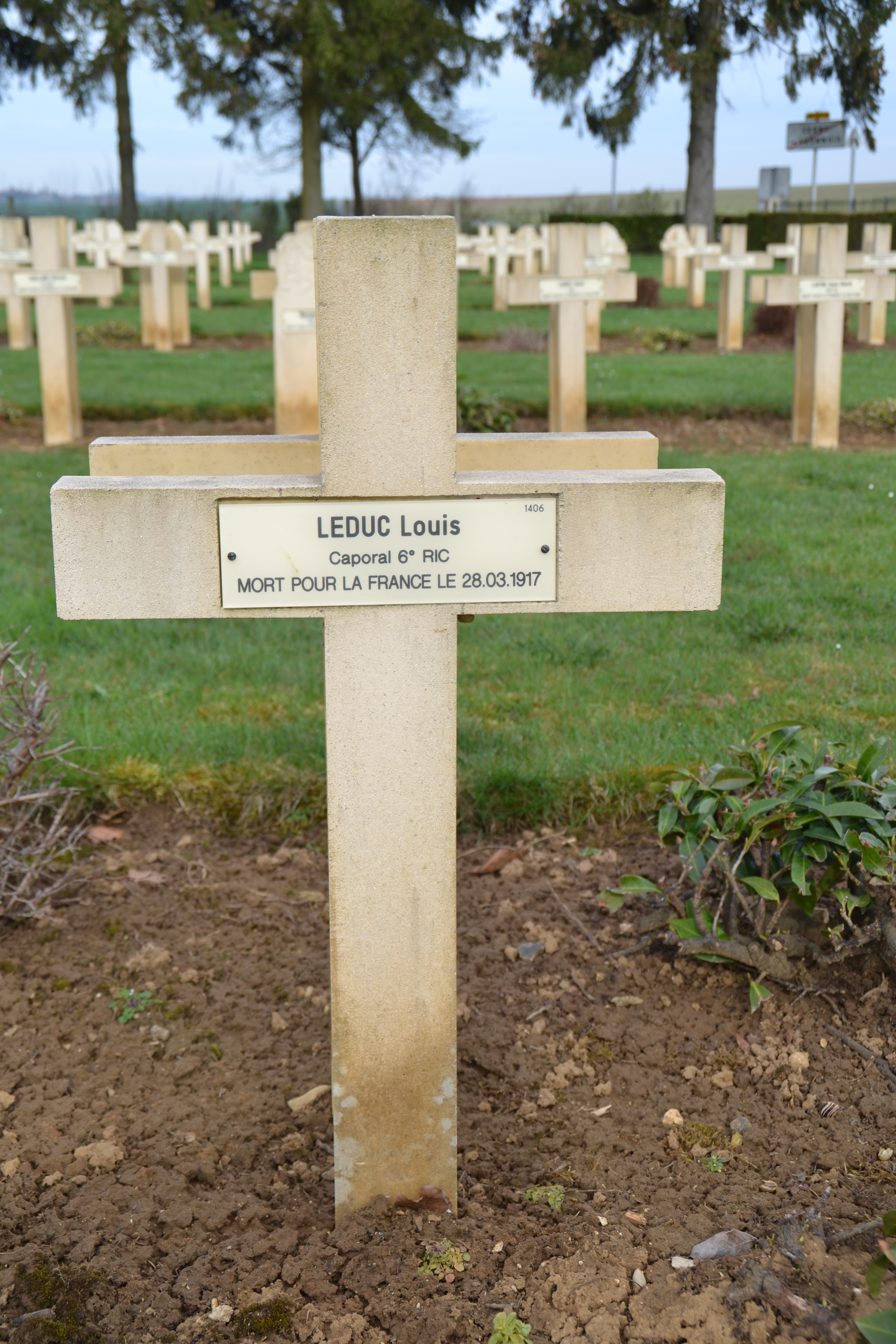 Leduc Louis Charles sépulture à Cerny 16/04/2013