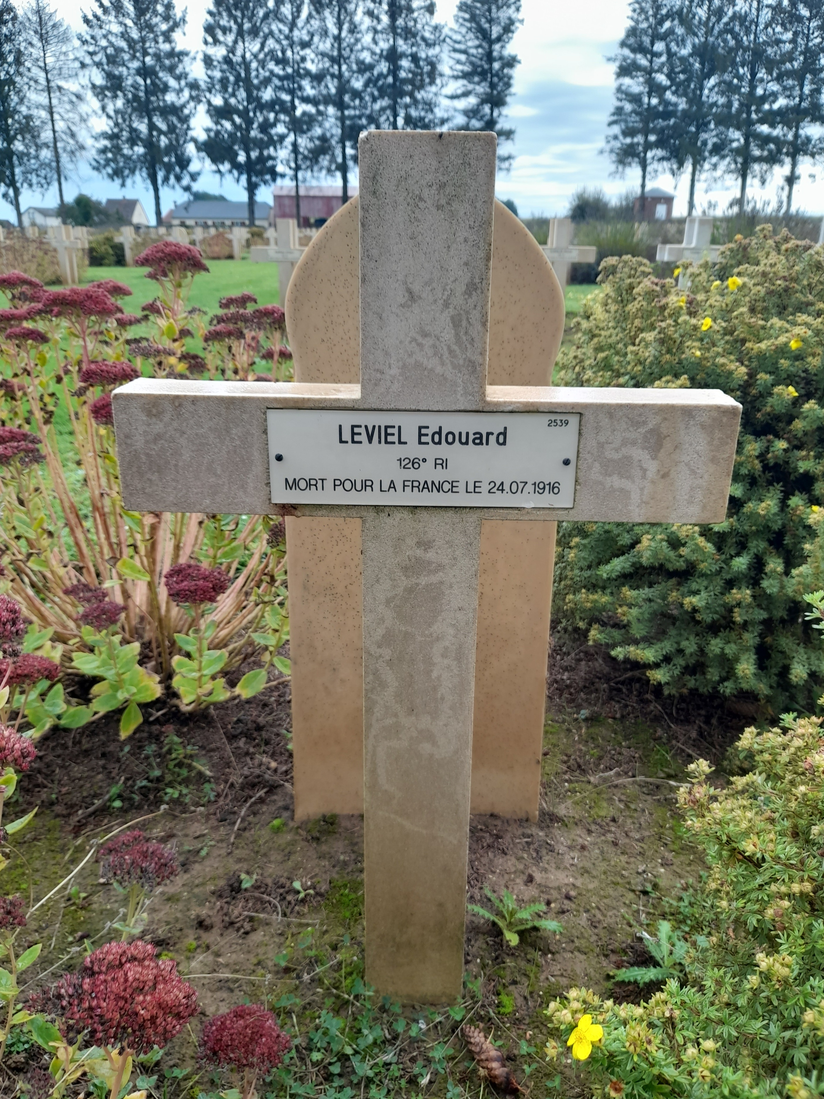 Leviel Edouard Lucien sépulture à Cerny en Laonnois (Aisne)