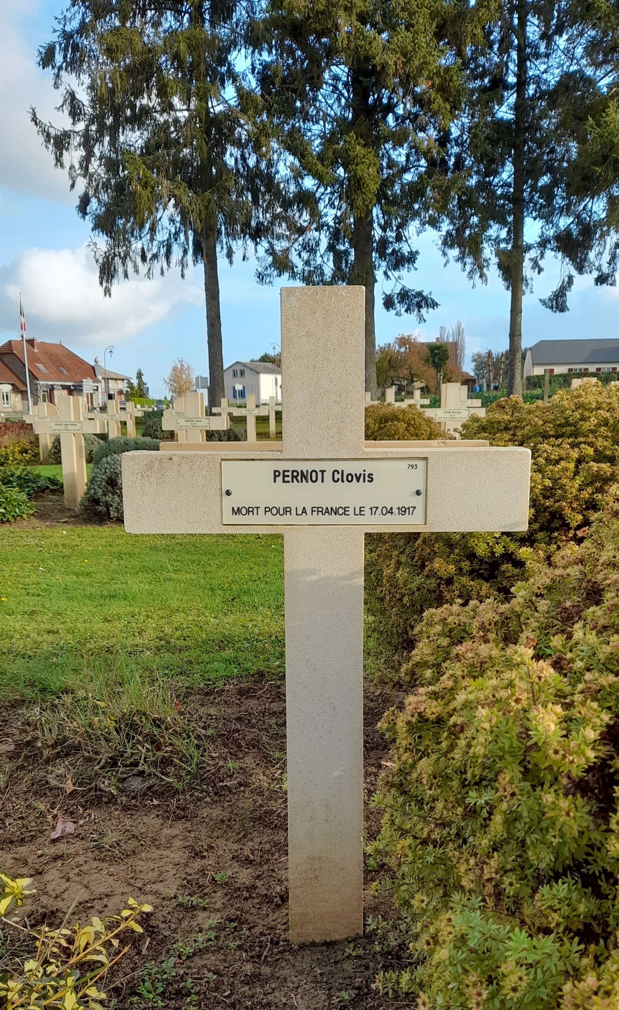 Pernot Clovis sépulture à Cerny en Laonnois 