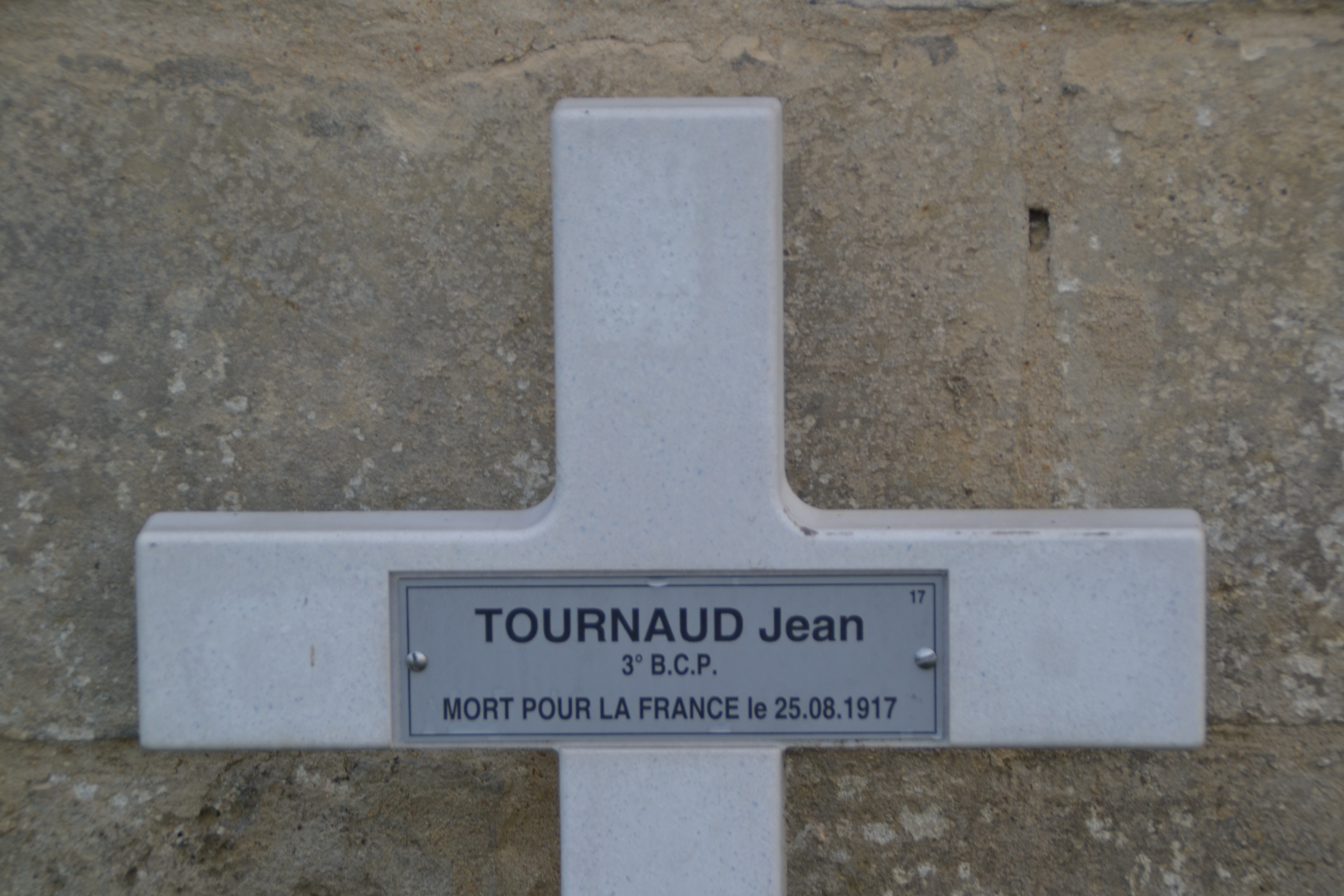 Tournaud Jean sépulture à Vénizel (Aisne)