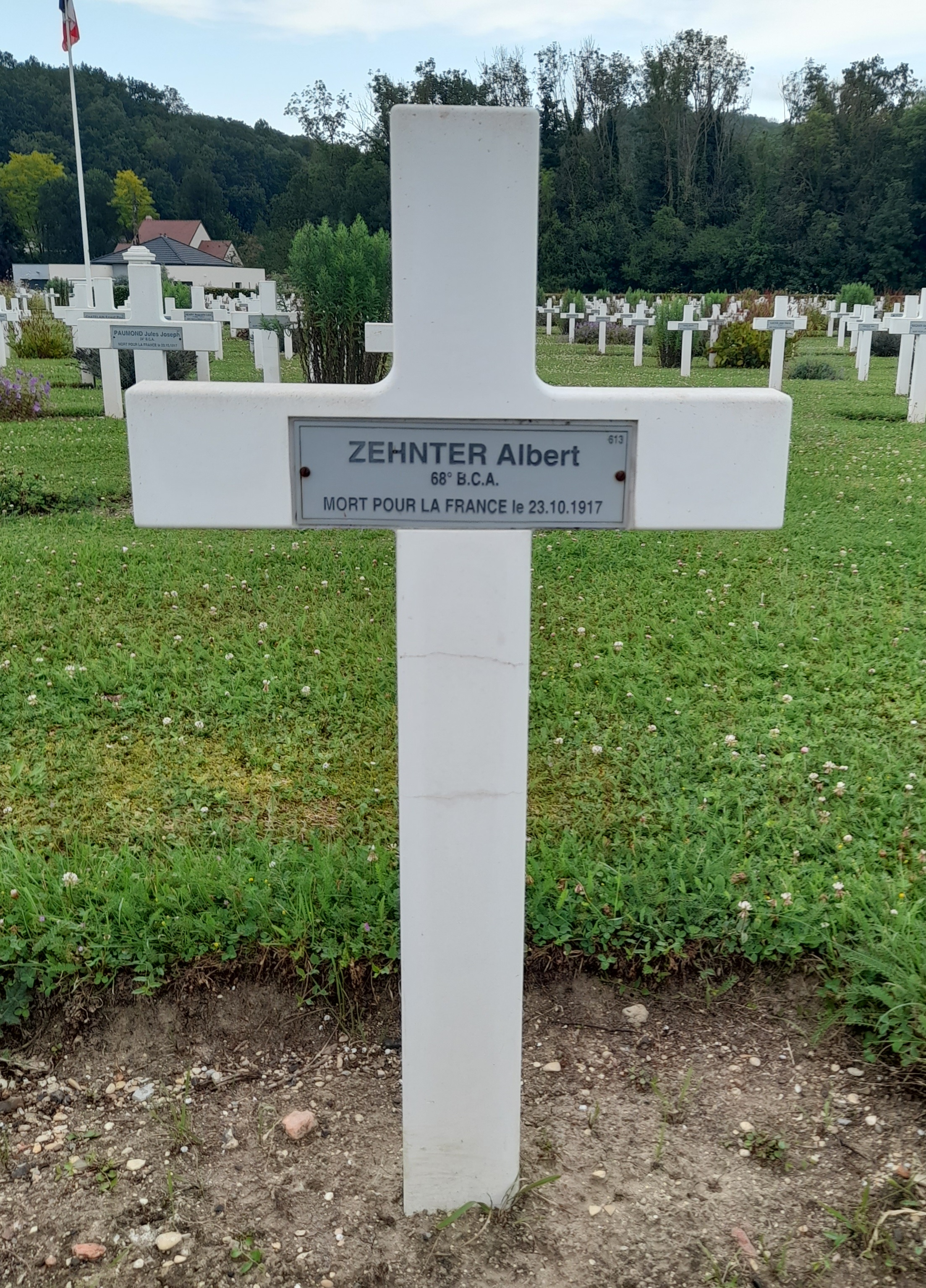 Zehnter Albert sépulture à Vailly-sur-Aisne (Aisne)