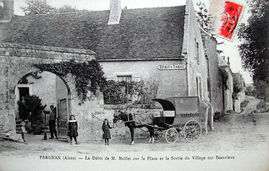 Pargnan, le débit de tabac de M. Mollet vers 1910