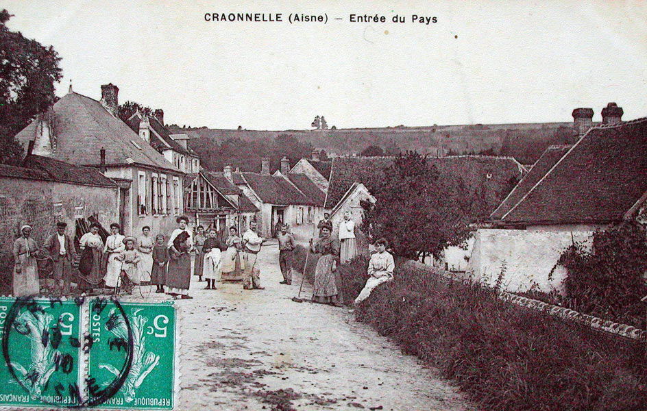 Craonnelle, l'entrée du village vers 1910