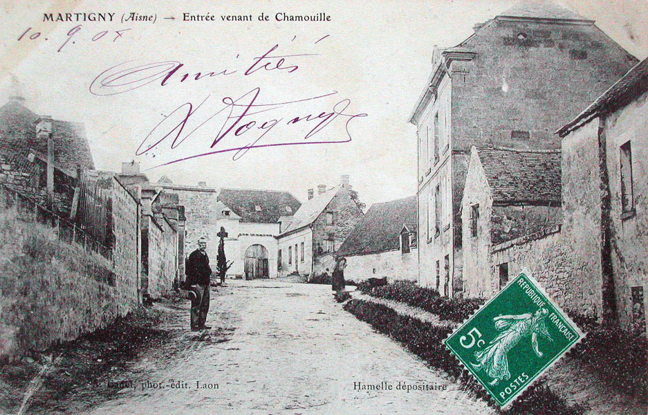 Martigny, l'entrée du village en venant de Chamouille, vers 1908