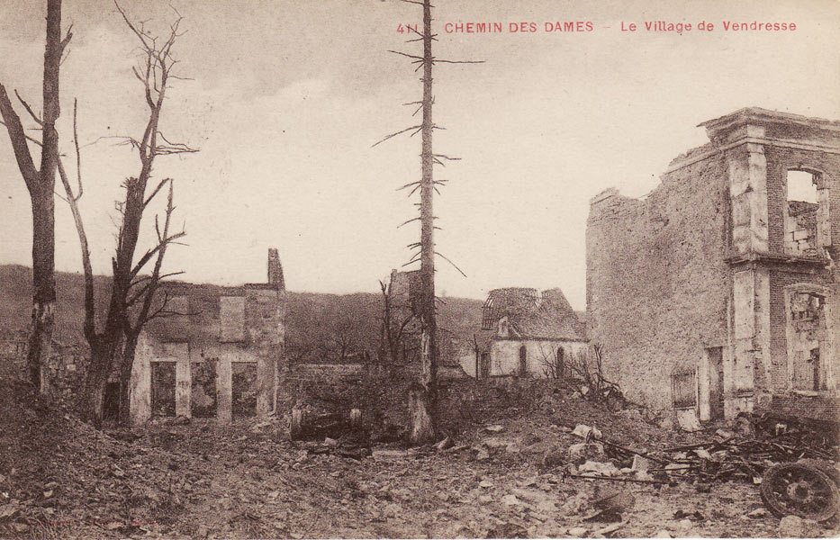 Les ruines du village de Vendresse