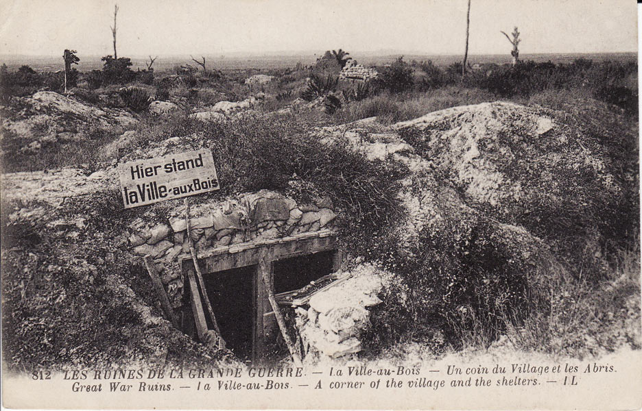 le village de La-Ville-aux-Bois détruit