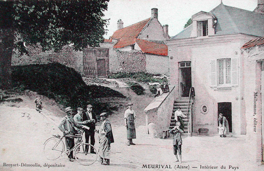 Meurival, intérieur du village vers 1910