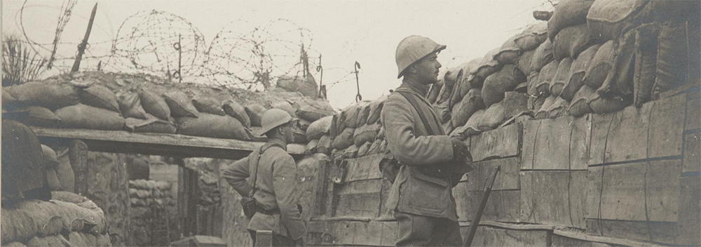 Soldats dans une tranchée