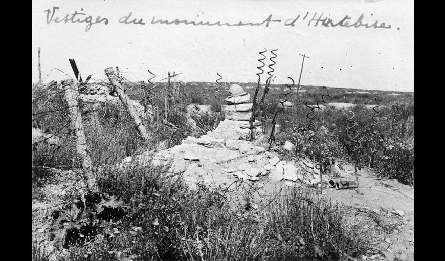 Vestiges monument Hurtebise < Oulches- < Oulches-la-Vallée-Foulon < Ai