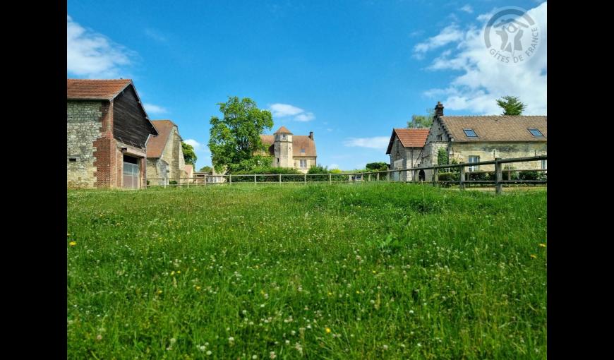 LARGNY SUR AUTOMNE Le Manoir de la Cour